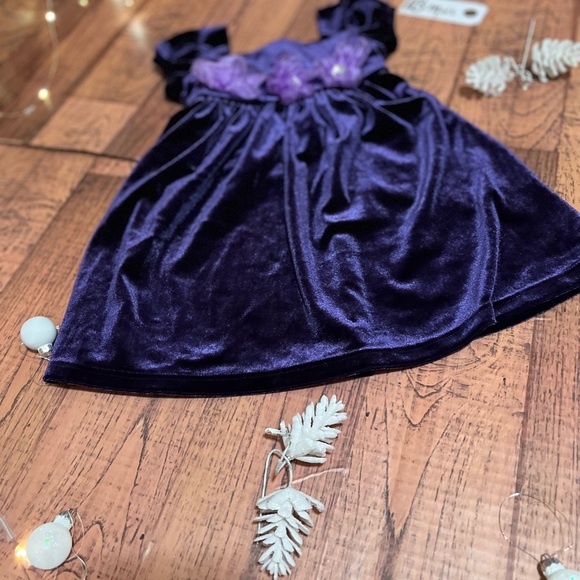 Xmas dress - Picture 3 of 3